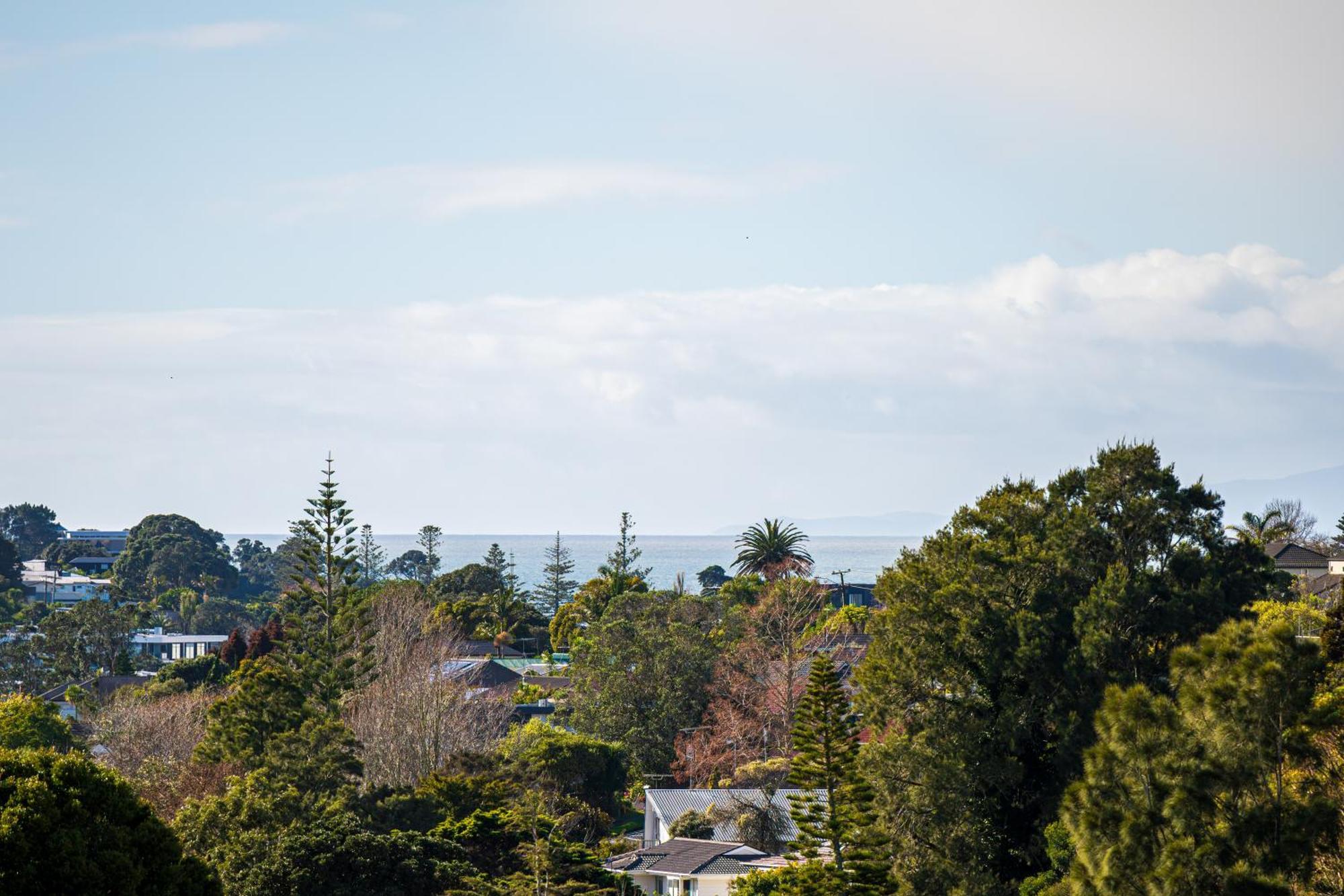 Villa With Pool In Browns Bay Auckland Zewnętrze zdjęcie